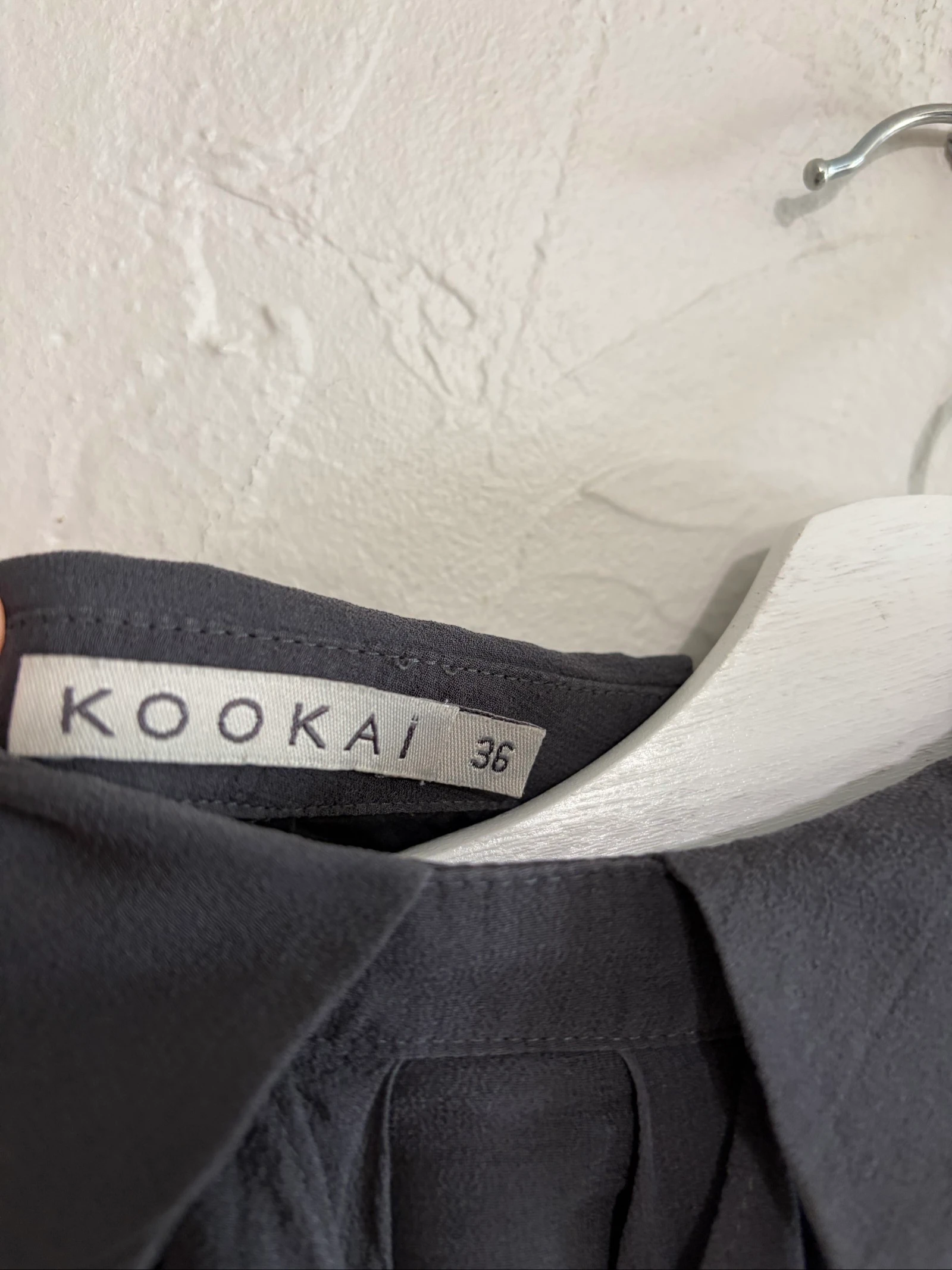 Blusa cinza de seda Kookai tamanho 36 – photo 8